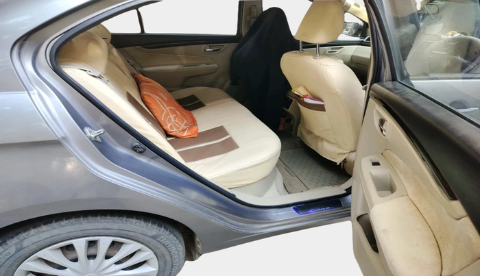 2014 Maruti Ciaz VXI+, Petrol, Manual, 1,34,832 km, interior