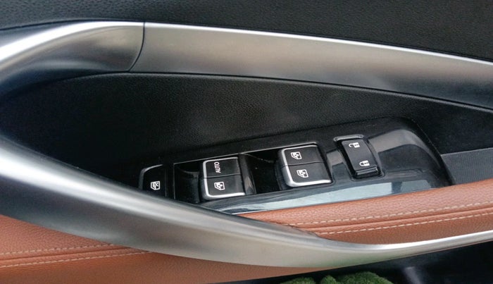 2021 MG HECTOR PLUS SHARP 1.5 PETROL TURBO CVT 6-STR, Petrol, Automatic, 85,593 km, interior