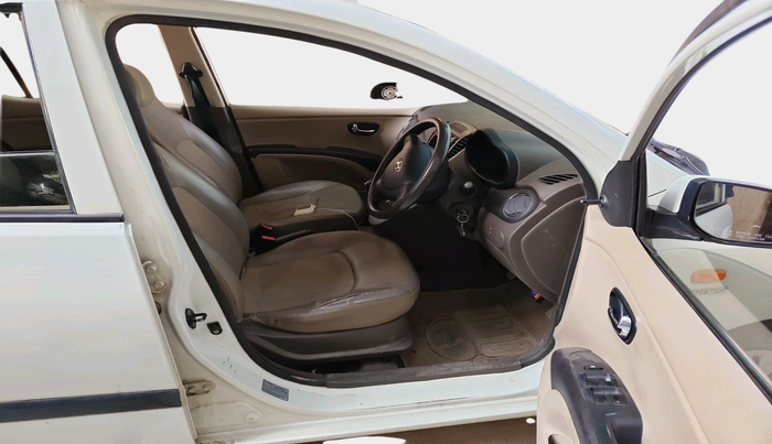 2012 Hyundai i10 MAGNA 1.1, Petrol, Manual, 36,082 km, interior