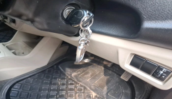 2019 Maruti Alto VXI, Petrol, Manual, 69,918 km, interior