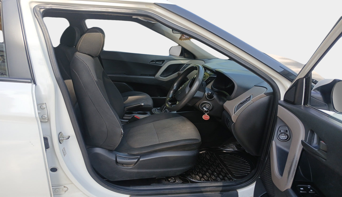 2017 Hyundai Creta E PLUS 1.6 PETROL, Petrol, Manual, 1,22,555 km, interior