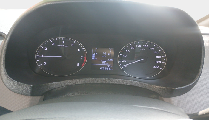2017 Hyundai Creta E PLUS 1.6 PETROL, Petrol, Manual, 1,22,555 km, interior