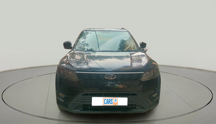 2022 Mahindra XUV300 W4 1.2 PETROL, Petrol, Manual, 21,845 km, exterior
