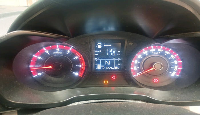 2022 Mahindra XUV300 W4 1.2 PETROL, Petrol, Manual, 21,845 km, interior