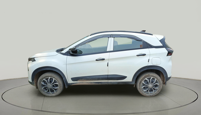 2024 Tata NEXON Smart Plus 1.2 Revotron 6 AMT, Petrol, Automatic, 13,147 km, exterior