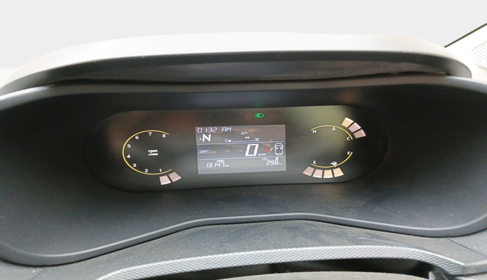 2024 Tata NEXON Smart Plus 1.2 Revotron 6 AMT, Petrol, Automatic, 13,147 km, interior