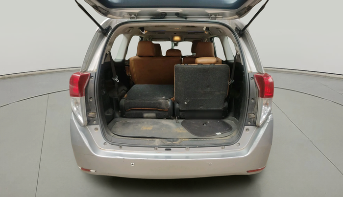 2017 Toyota Innova Crysta 2.4 VX 8 STR, Diesel, Manual, 2,85,531 km, exterior