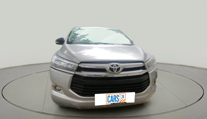 2017 Toyota Innova Crysta 2.4 VX 8 STR, Diesel, Manual, 2,85,531 km, exterior