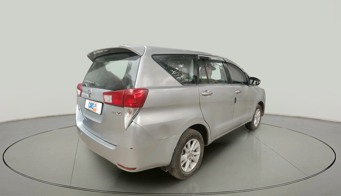 2017 Toyota Innova Crysta 2.4 VX 8 STR, Diesel, Manual, 2,85,531 km, exterior