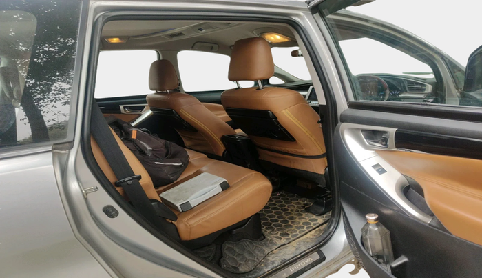 2017 Toyota Innova Crysta 2.4 VX 8 STR, Diesel, Manual, 2,85,531 km, interior