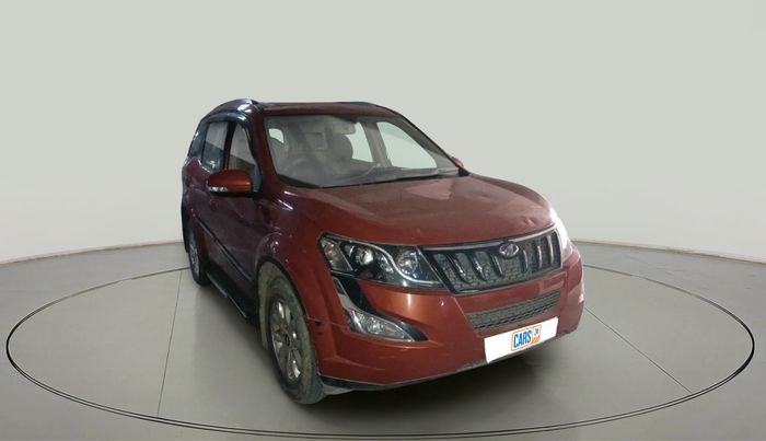 2017 Mahindra XUV500 W10 AT, Diesel, Automatic, 48,324 km, exterior