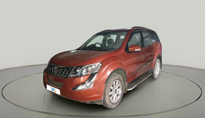 2017 Mahindra XUV500 W10 AT, Diesel, Automatic, 48,324 km, exterior
