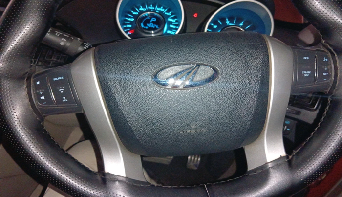 2017 Mahindra XUV500 W10 AT, Diesel, Automatic, 48,324 km, interior