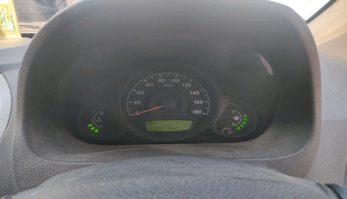 2013 Hyundai Eon ERA +, CNG, Manual, 1,14,500 km, interior