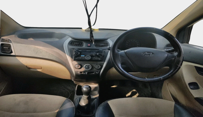 2013 Hyundai Eon ERA +, CNG, Manual, 1,14,500 km, interior