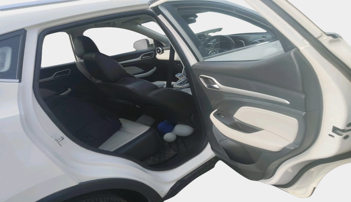 2022 MG ASTOR SHARP 1.5 CVT, Petrol, Automatic, 32,830 km, interior