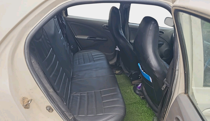 2011 Toyota Etios G, Petrol, Manual, 1,01,625 km, interior