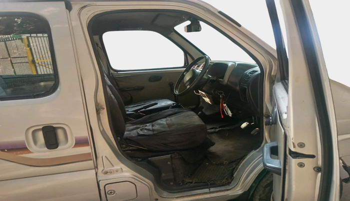 2011 Maruti Eeco 5 STR WITH A/C+HTR, Petrol, Manual, 92,094 km, interior