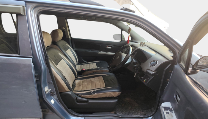 2011 Maruti Wagon R 1.0 LXI CNG, Petrol, Manual, 68,299 km, interior