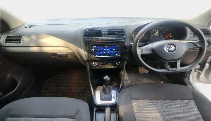 2021 Volkswagen Polo COMFORTLINE 1.0L TSI AT, Petrol, Automatic, 54,358 km, interior