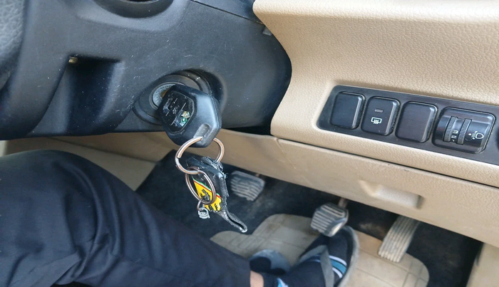 2016 Mahindra TUV300 T6, Diesel, Manual, 79,027 km, interior