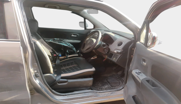2011 Maruti Wagon R 1.0 LXI CNG, Petrol, Manual, 1,97,580 km, interior