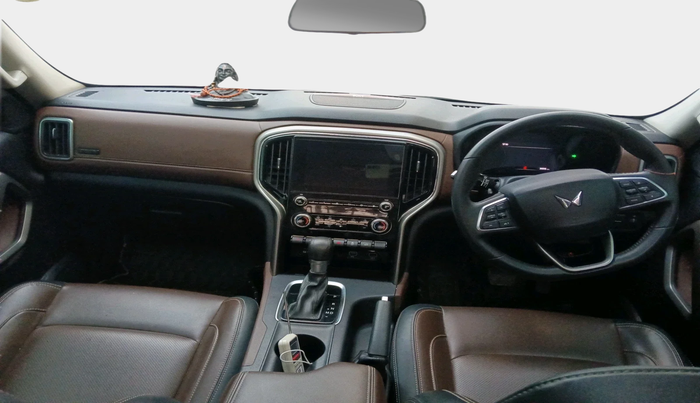 2022 Mahindra SCORPIO-N Z8 L PETROL AT 7 STR, Petrol, Automatic, 30,515 km, interior