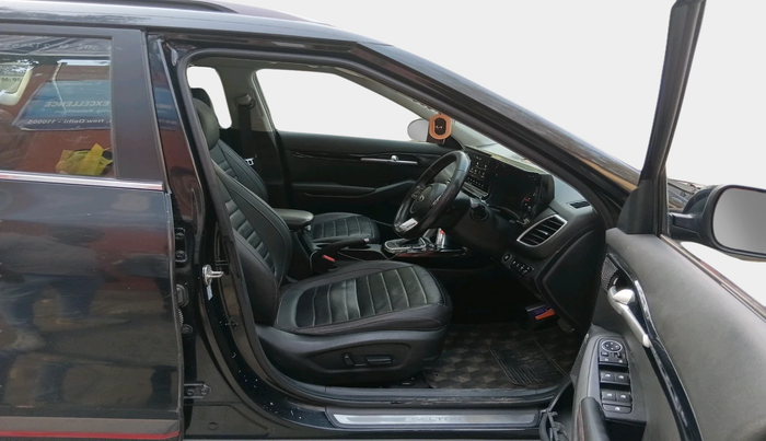 2021 KIA SELTOS GTX PLUS AT 1.5 DIESEL, Diesel, Automatic, 1,22,467 km, interior