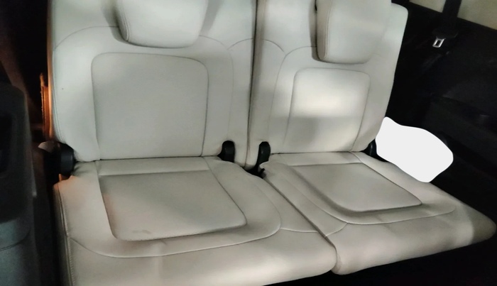 2021 Tata Safari XZ PLUS 6 S, Diesel, Manual, 1,42,175 km, interior