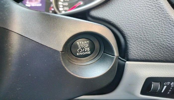 2019 Jeep Compass LIMITED PLUS PETROL AT, Petrol, Automatic, 61,574 km, interior