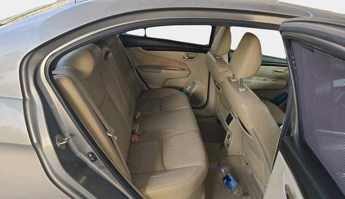 2016 Maruti Ciaz ZDI+ SHVS, Diesel, Manual, 85,894 km, interior