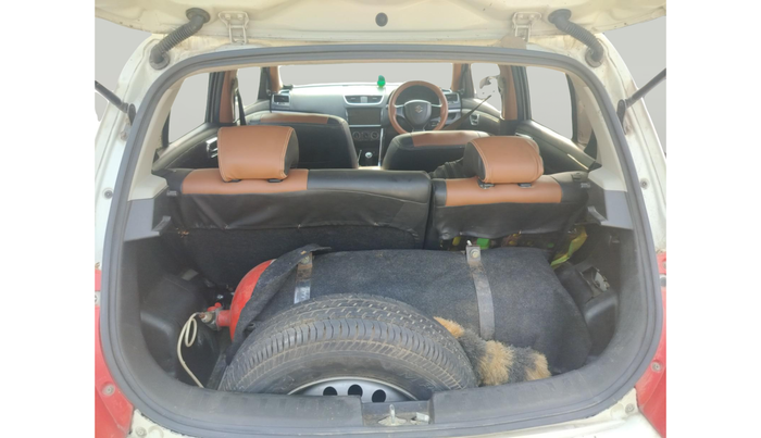 2017 Maruti Swift LXI (O), Petrol, Manual, 81,452 km, exterior