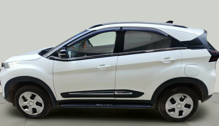 2025 Tata NEXON  Pure Plus 1.2 Petrol AMT, Petrol, Automatic, 13,351 km, exterior