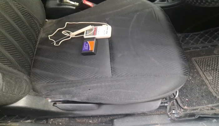 2013 Maruti Swift VXI, Petrol, Manual, 99,248 km, interior