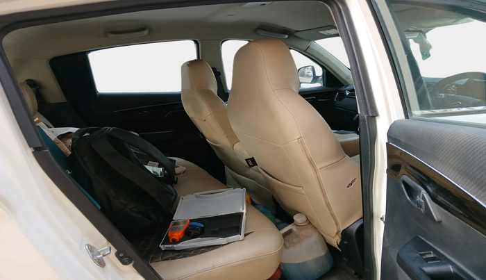 2017 Mahindra KUV 100 NXT K8 D 6 STR, Diesel, Manual, 39,508 km, interior