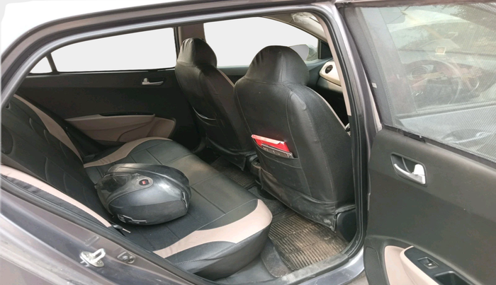 2018 Hyundai Grand i10 SPORTZ 1.2 KAPPA VTVT, Petrol, Manual, 80,809 km, interior