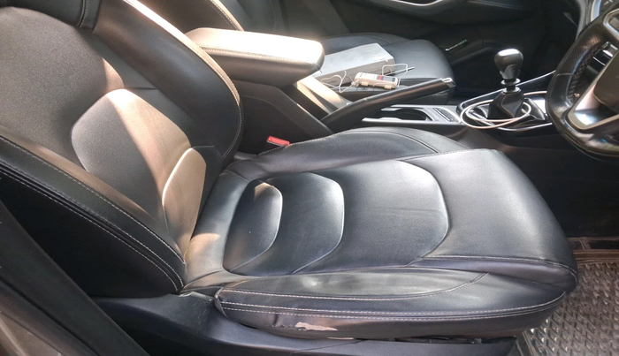 2019 MG HECTOR SMART HYBRID 1.5 PETROL, Petrol, Manual, 83,406 km, interior