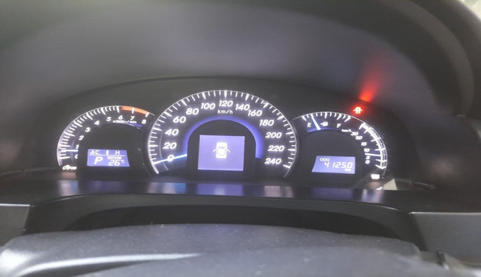 2013 Toyota Camry 2.5L AT, Petrol, Automatic, 41,250 km, interior