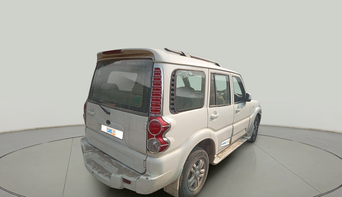 2014 Mahindra Scorpio VLX 2WD AIRBAG, Diesel, Manual, 82,797 km, exterior