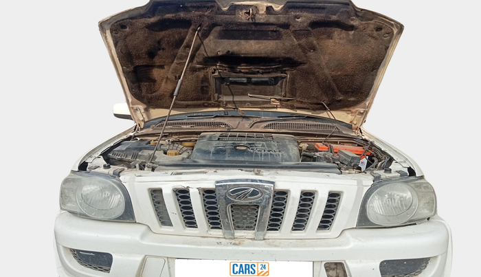 2014 Mahindra Scorpio VLX 2WD AIRBAG, Diesel, Manual, 82,797 km, exterior