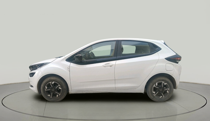 2020 Tata ALTROZ XE PETROL, Petrol, Manual, 44,579 km, exterior
