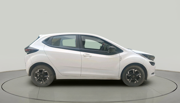 2020 Tata ALTROZ XE PETROL, Petrol, Manual, 44,579 km, exterior