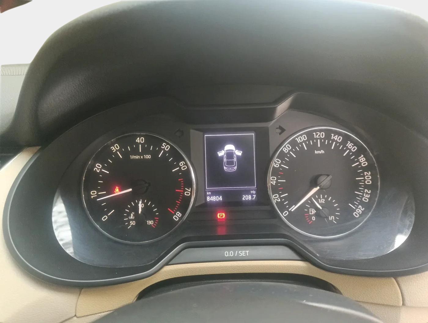 2013 Skoda Octavia ELEGANCE 1.8 TSI AT, Petrol, Automatic, 84,804 km, interior