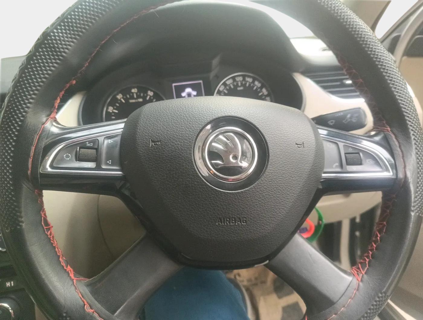2013 Skoda Octavia ELEGANCE 1.8 TSI AT, Petrol, Automatic, 84,804 km, interior
