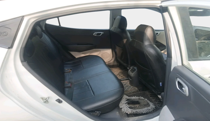 2022 Hyundai GRAND I10 NIOS SPORTZ AMT 1.2 KAPPA VTVT, Petrol, Automatic, 31,594 km, interior