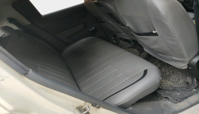 2018 Mahindra Kuv100 K2 TRIP CNG, Petrol, Manual, 52,049 km, interior