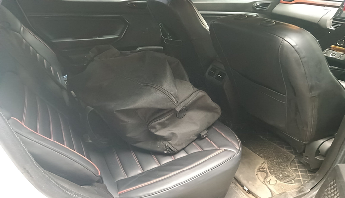 2022 Renault Kiger RXZ TURBO CVT DUAL TONE, Petrol, Automatic, 39,603 km, interior