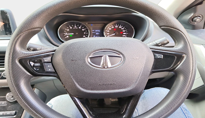 2018 Tata NEXON XZ PLUS PETROL, Petrol, Manual, 38,585 km, interior