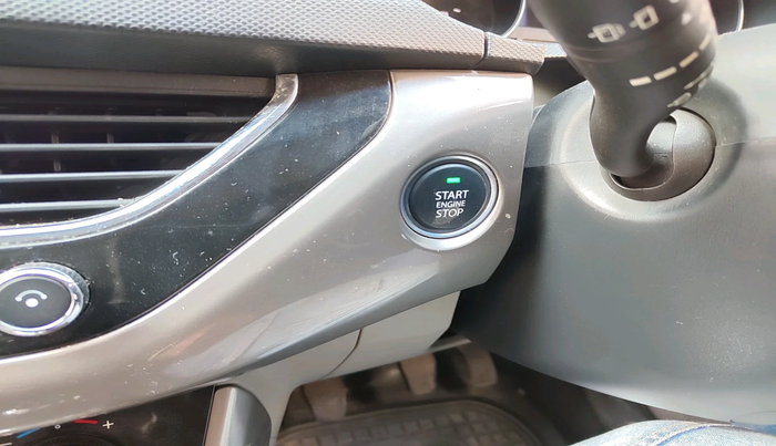 2018 Tata NEXON XZ PLUS PETROL, Petrol, Manual, 38,585 km, interior