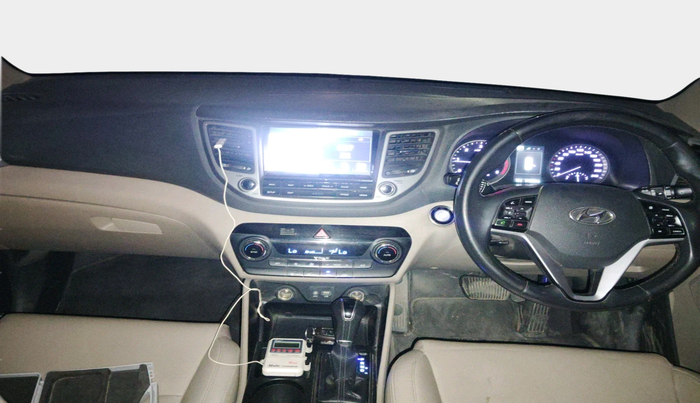 2017 Hyundai Tucson GLS 2WD AT DIESEL, Diesel, Automatic, 1,11,885 km, interior
